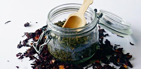 عکس چای هفت گیاه