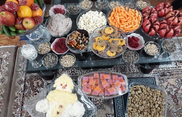 عکس یلدایی خانوادگی