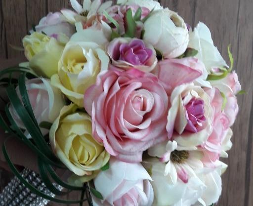 عکس دسته گل لمسی عروس