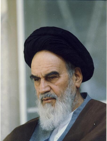 عکس پرتره سه رخ