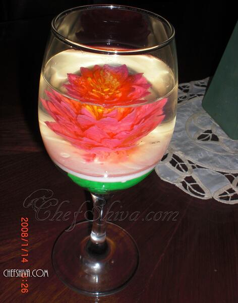 عکس ژله در شراب خوری