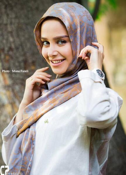 عکس با حجاب الناز حبیبی