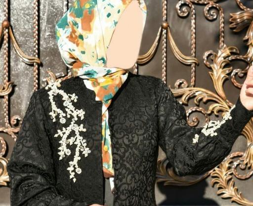 عکس مدل مانتو ژاکارد مشکی طرح دار
