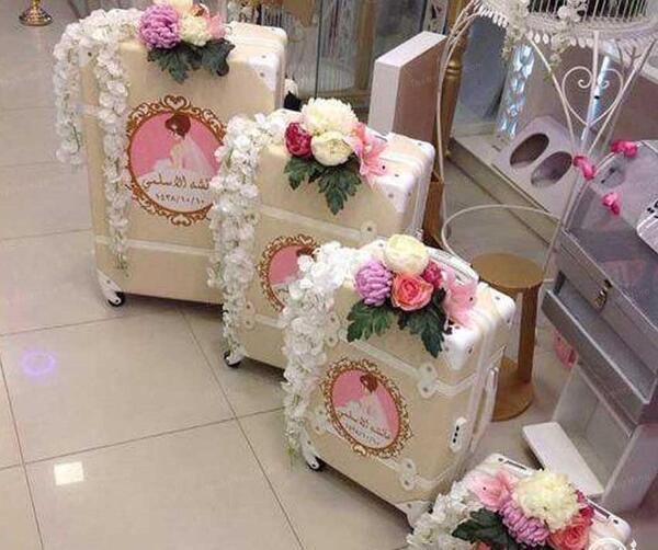 عکس ایده برای تزیین چمدان عروس