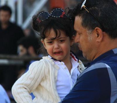 عکس دنیز دختر علی دایی در لندن
