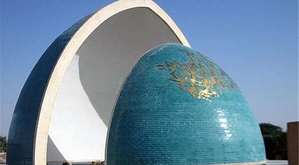 عکس قبر قیصر امین پور