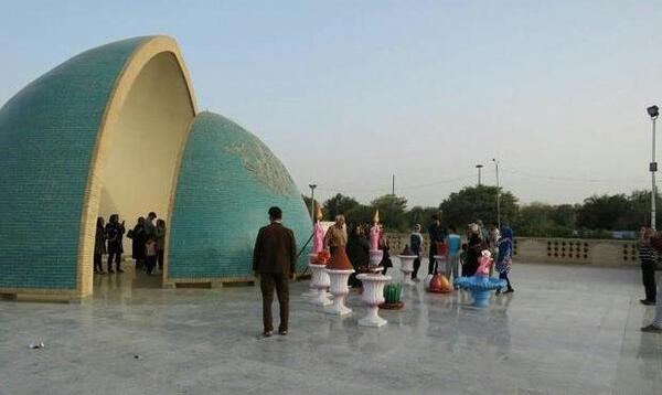 عکس قبر قیصر امین پور