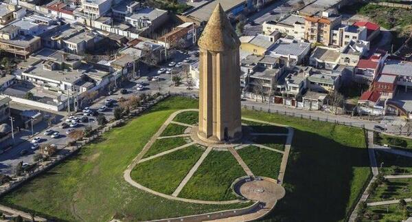عکس هوایی گنبد کاووس