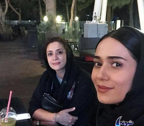 عکس پریناز ایزدیار و مادرش