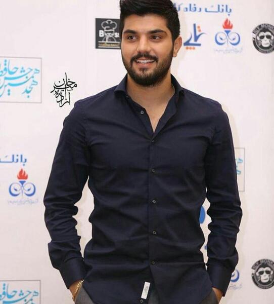 عکس سینا مهراد در فیلم مردی شبیه باران