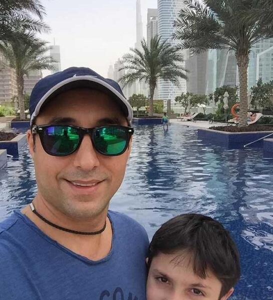 عکس امیرحسین رستمی قبل از عمل بینی