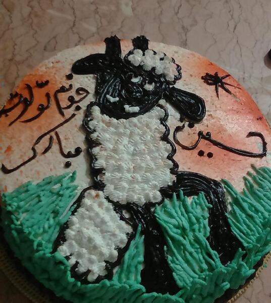 عکس اسم حسین روی کیک تولد