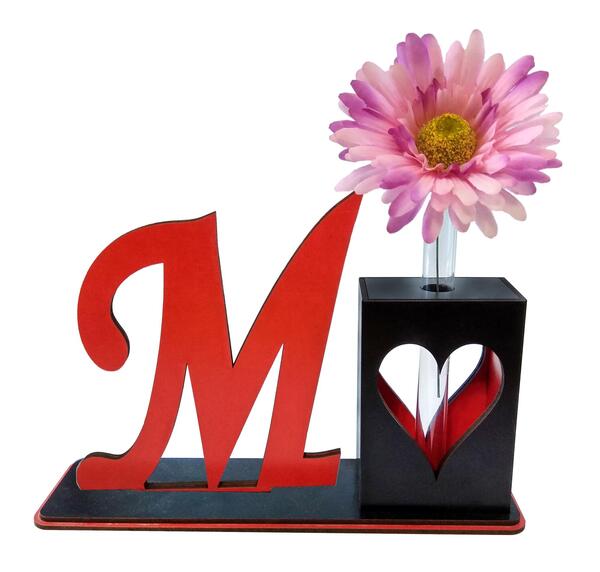 عکس گل رز با حرف m
