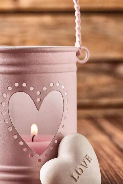 عکس های عاشقانه روی صفحه گوشی