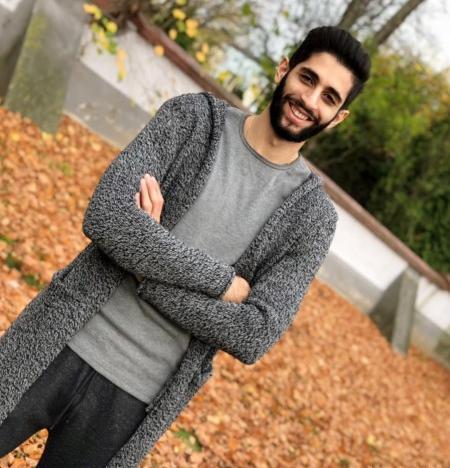 عکس رویا زن میلاد عبادی پور