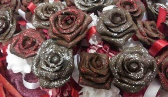 عکس گل رز اکلیلی