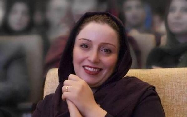 عکس قدیمی ژاله صامتی