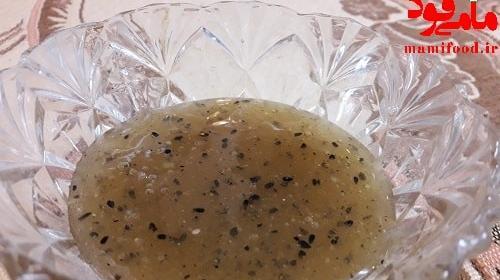 عکس سیاه دانه و عسل