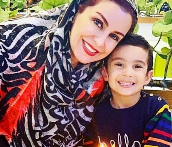 عکس ماه چهره خلیلی و پسرش