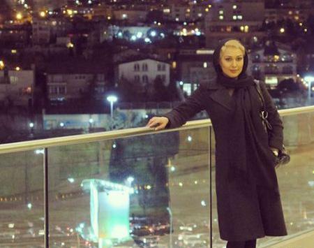 عکس بی حجاب صدف طاهریان در خارج