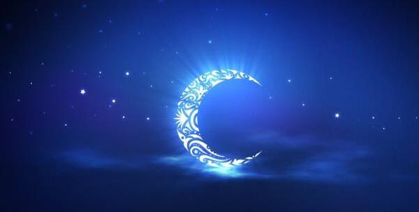 عکس ماه هلالی