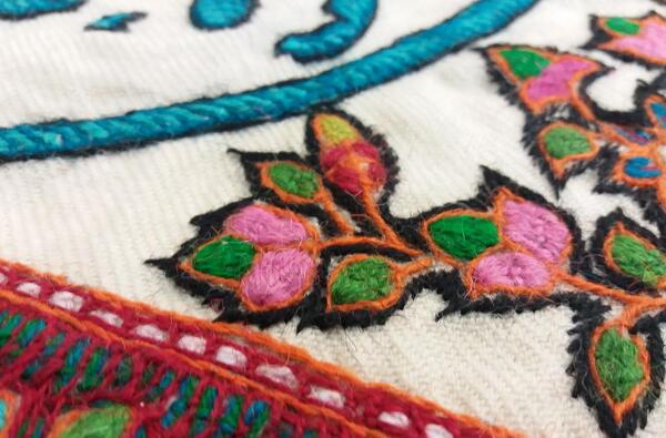 عکس پته طاووس وان یکاد