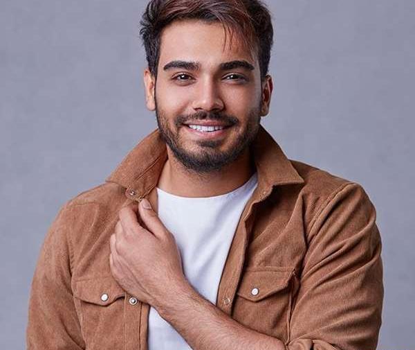 عکس های سینا درخشنده و مادرش