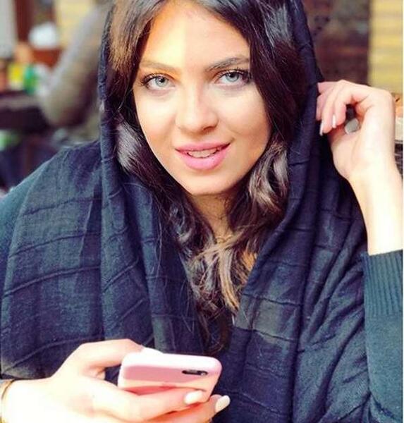 عکسهای کودکی ارمیتا مرادی