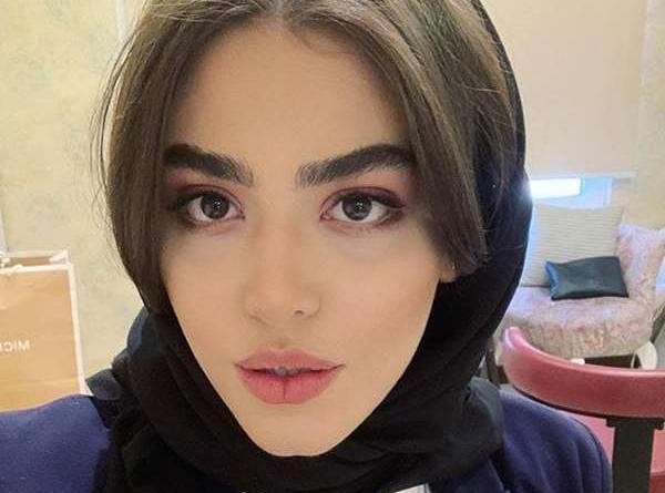 عکس نوار بهداشتی ریحانه پارسا