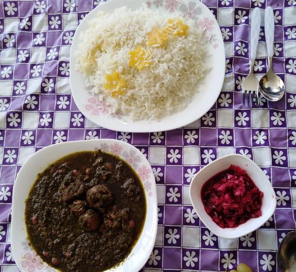 عکس قورمه سبزی برنج