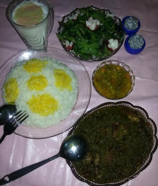عکس قورمه سبزی برنج