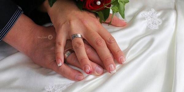 عکس نوزاد با حلقه ازدواج