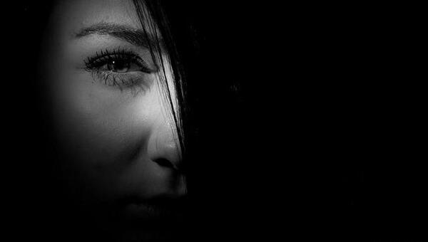 عکس پرتره پروفایل