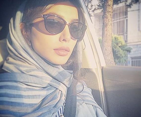 عکس سحرناز افتاده