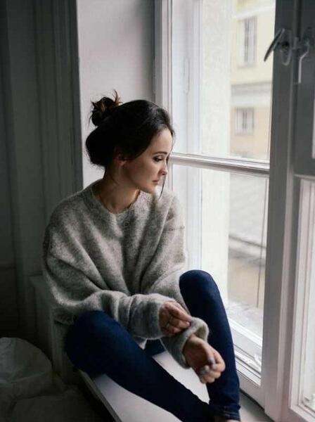 عکس ژست پا دخترانه