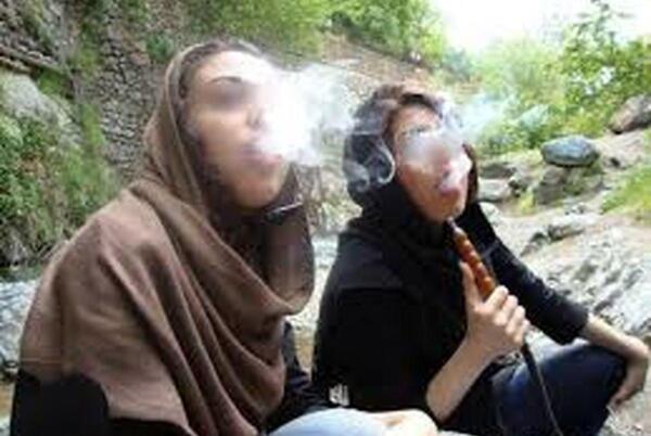 عکس لاکچری قلیون کشیدن