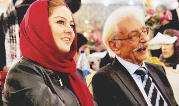 عکس بارداری رزیتا غفاری