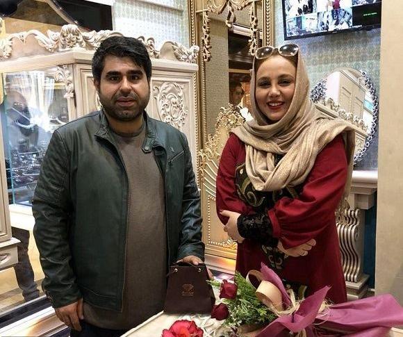 عکس طلا فروشی بهنوش بختیاری