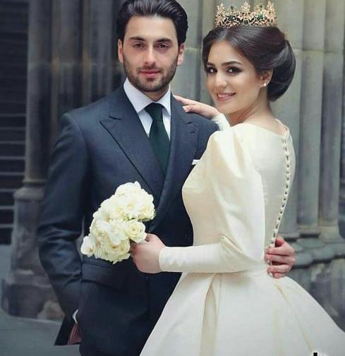 عکس عروس و داماد روی هم