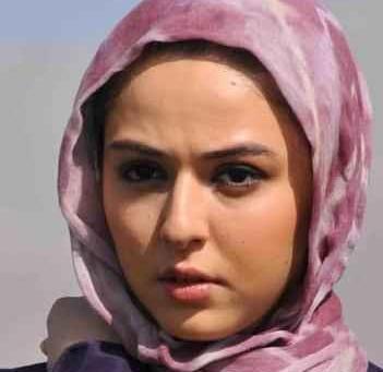 عکس های حنانه شهشهانی در خارج از کشور