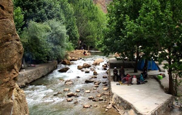 عکس چشمه بابا زرنگ