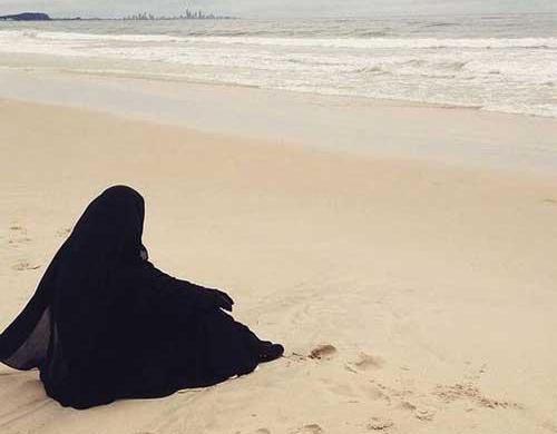 عکس پروفایل دختر با حجاب کنار دریا