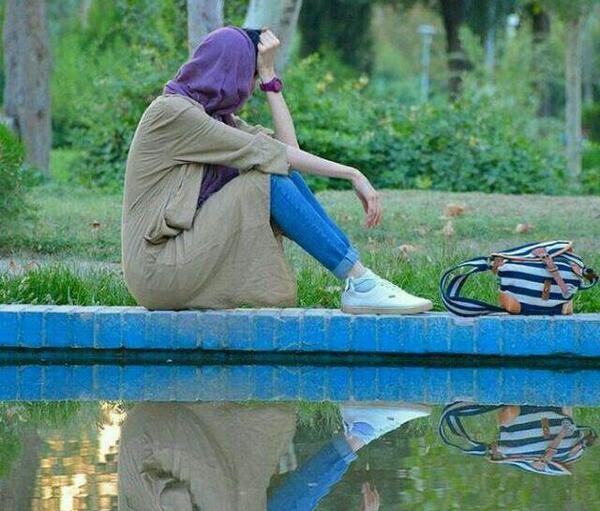 عکس پروفایل دختر با حجاب کنار دریا
