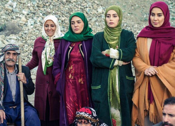 عکس شیرین و روژان در نون خ