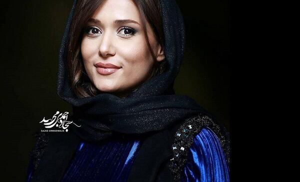 عکس جنجالی پریناز ایزدیار در کنار ساحل
