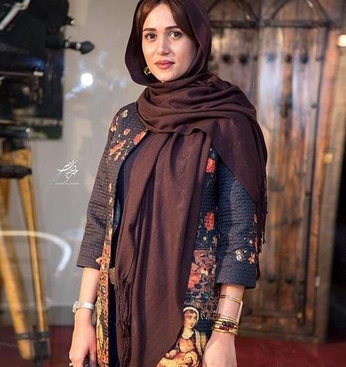 عکس جنجالی پریناز ایزدیار در کنار ساحل