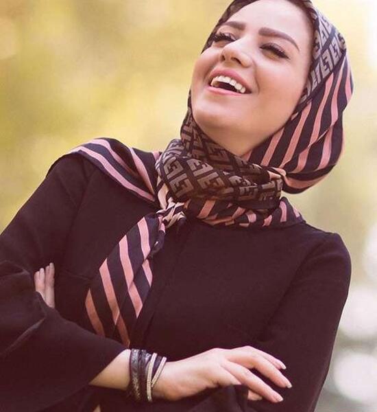 عکس مبینا نصیری مجری