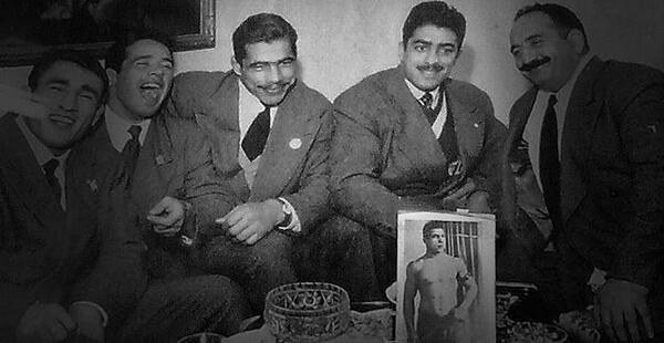 عکس غلامرضا تختی با نوشته