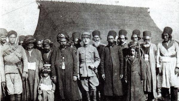 عکس حسین خان ساکی