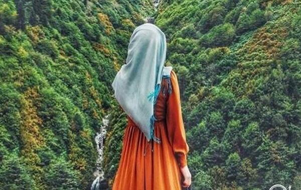 ژست عکس با حجاب در طبیعت